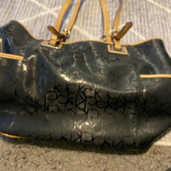 Calvin Klein shoulder bag - Picture 3 of 10